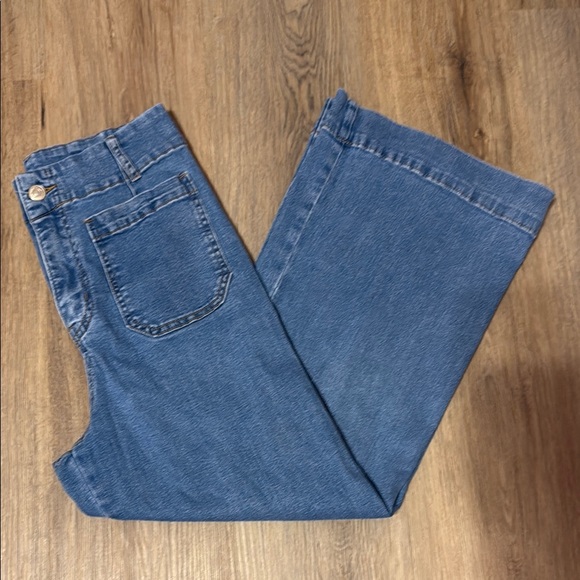 eesome Denim - eesome Cropped Straight Leg Pocket Front Jeans LIKE NEW